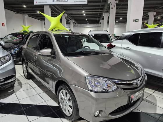 TOYOTA ETIOS 1.5 XLS 16V FLEX 4P AUTOMÁTICO TOYOTA ETIOS 1.5 XLS 16V FLEX 4P AUTOMÁTICO